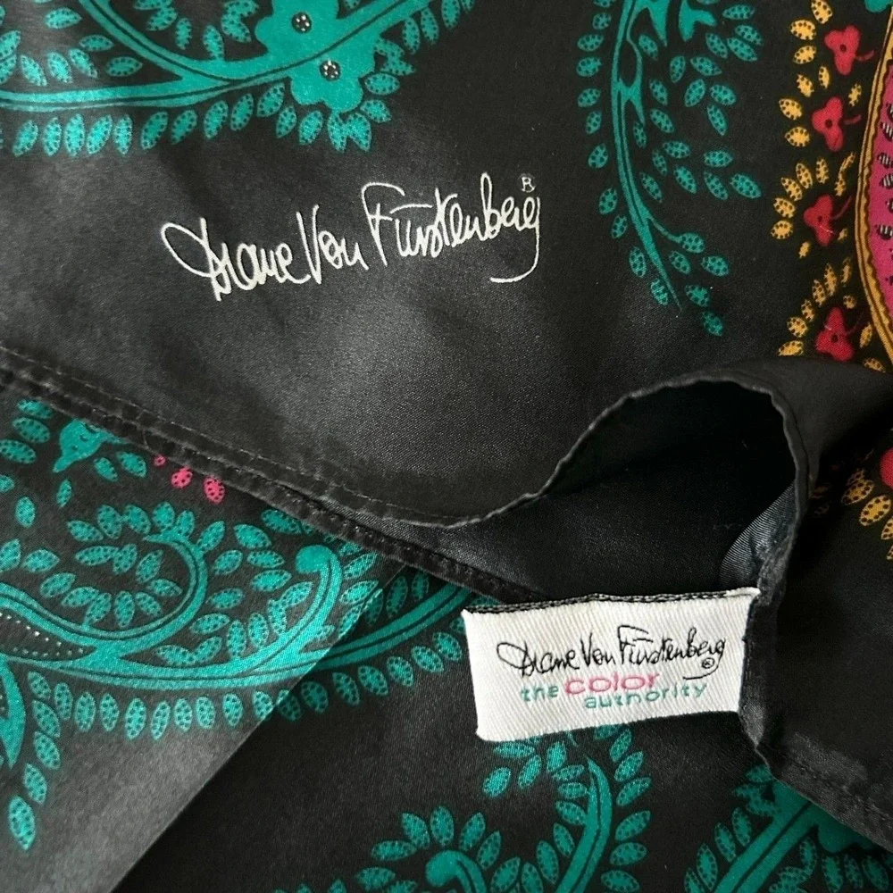 Diane Von Furstenberg 100% Silk Scarf Black Multicolor Paisley Plaid Luxury
